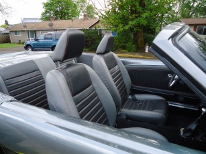 Custom interior on Mustang roadster